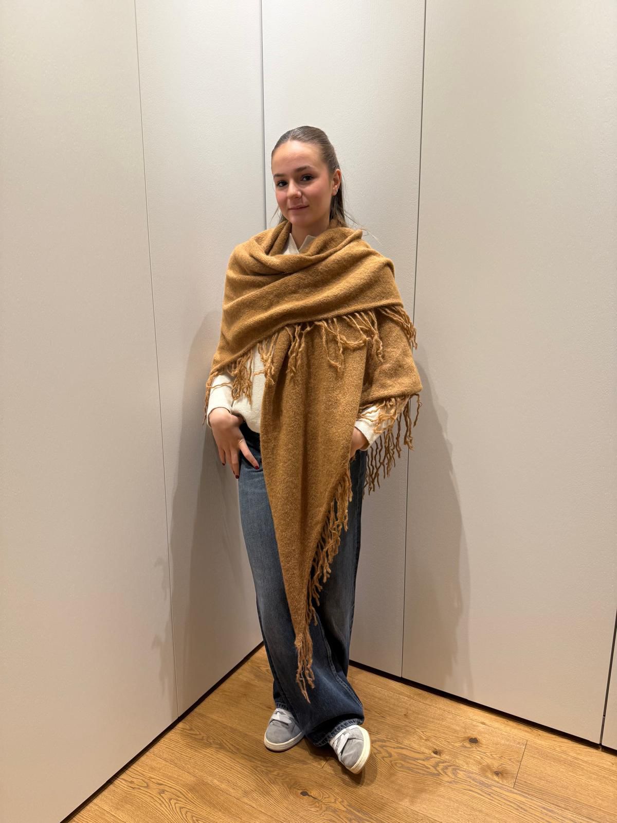 Mantella Dalia - Mantella lunga - Cashmood